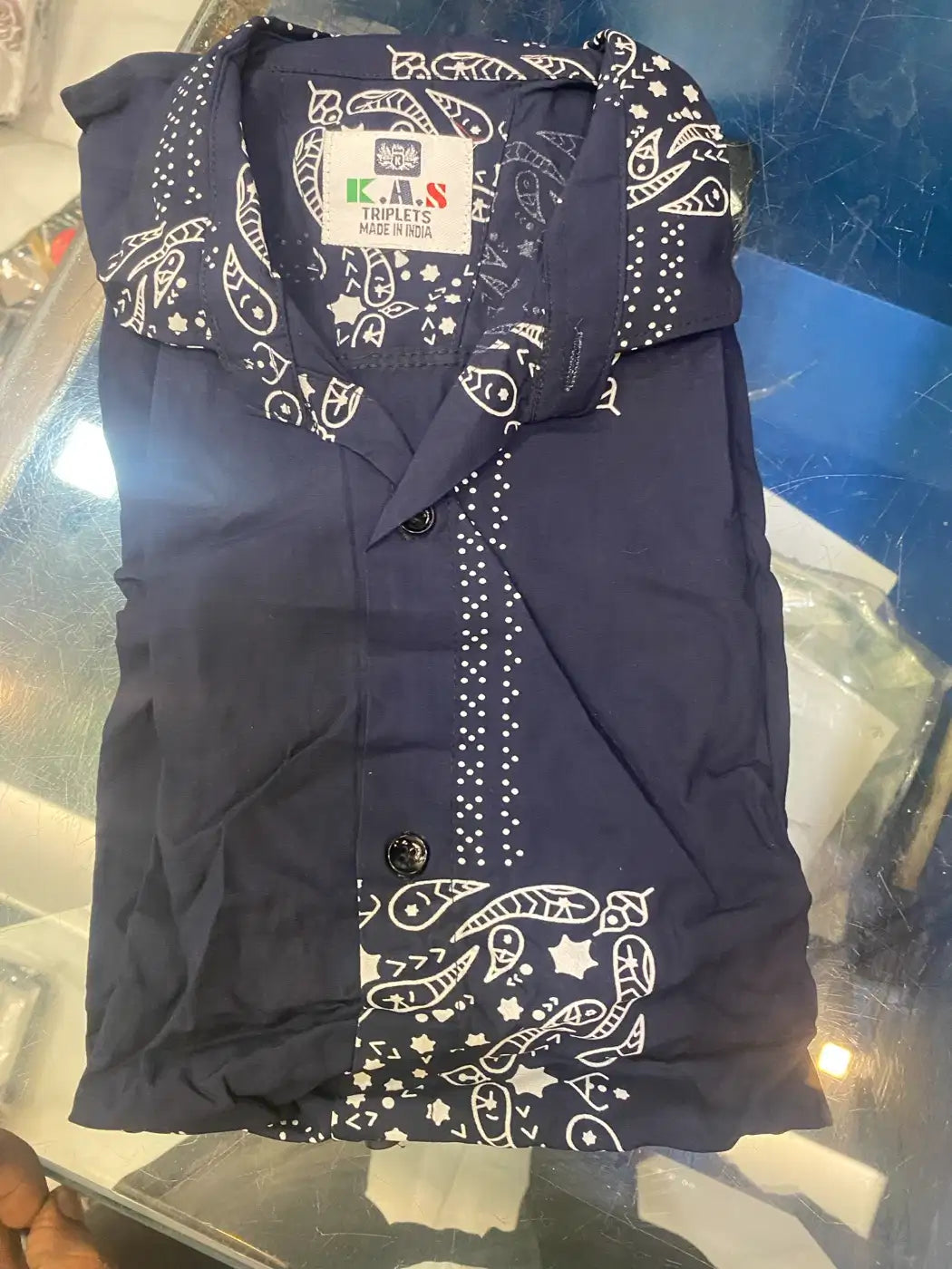 NAVY DOT PATTERN. K.A.S