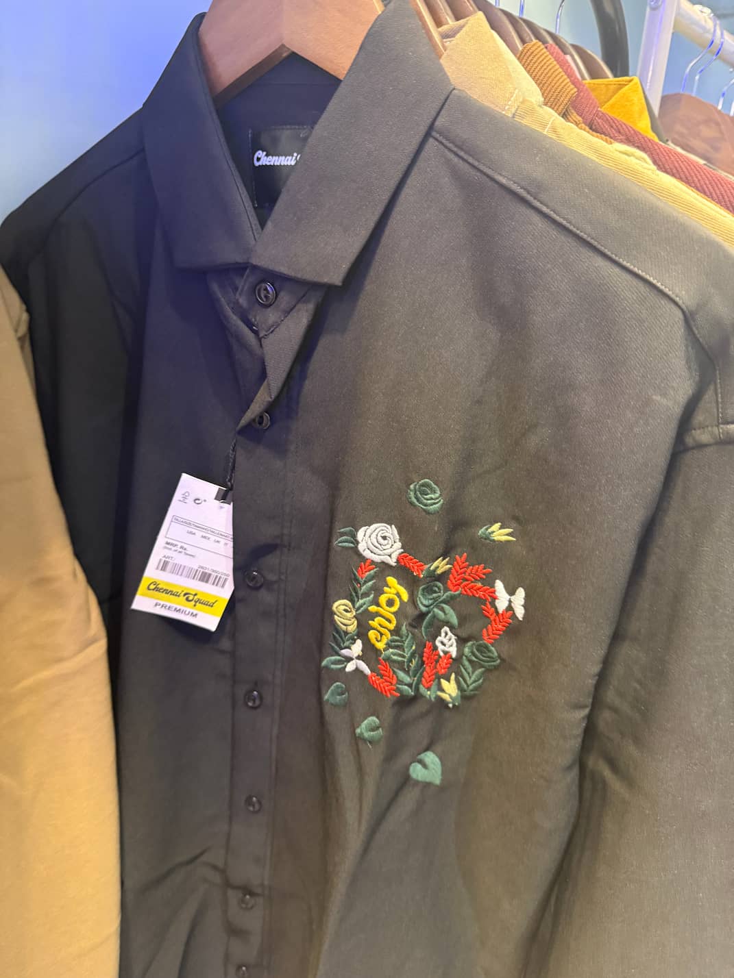 Flower Embroided Shirt Black. C.S
