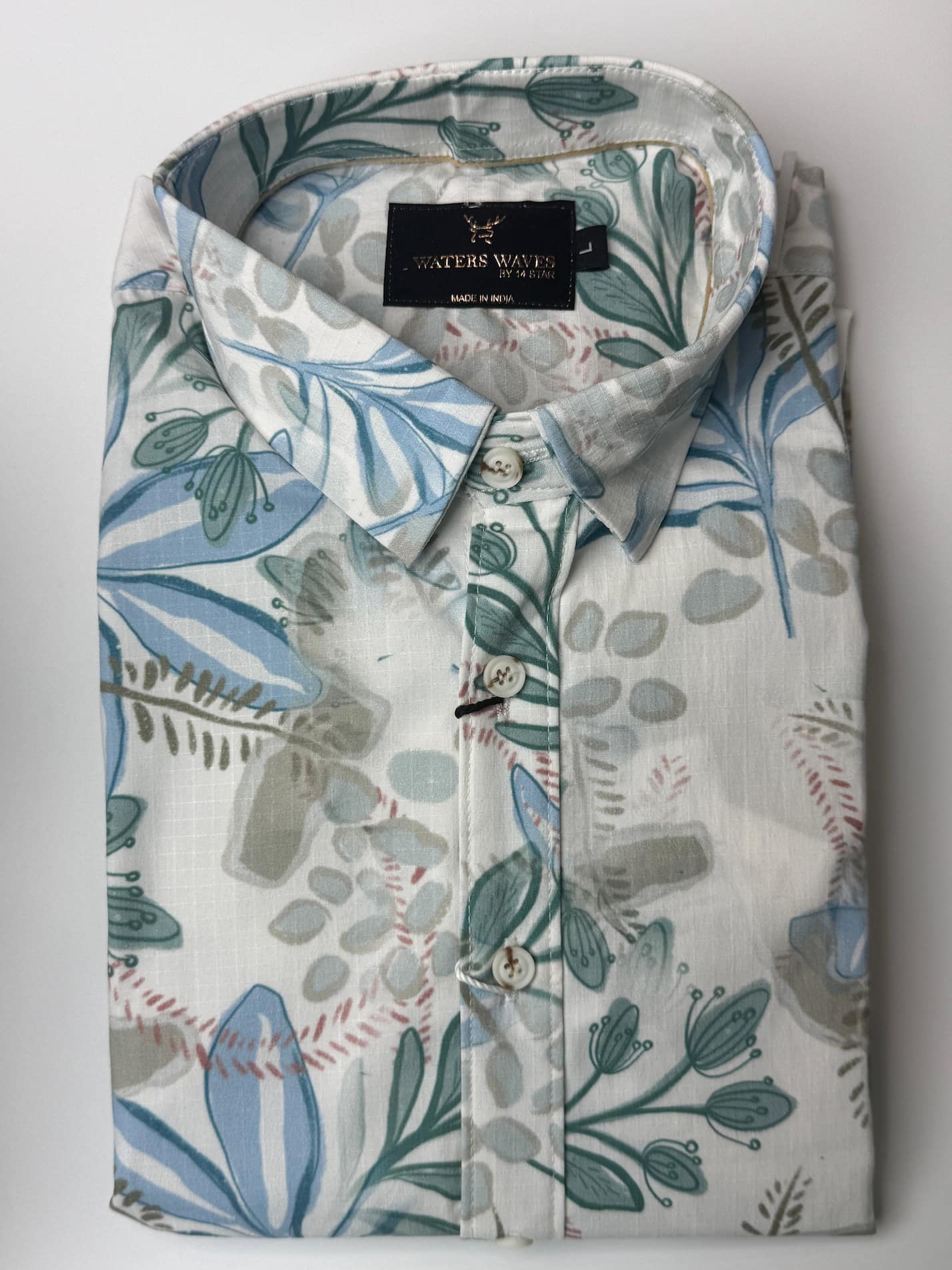 floral printed shirt. white. W.W