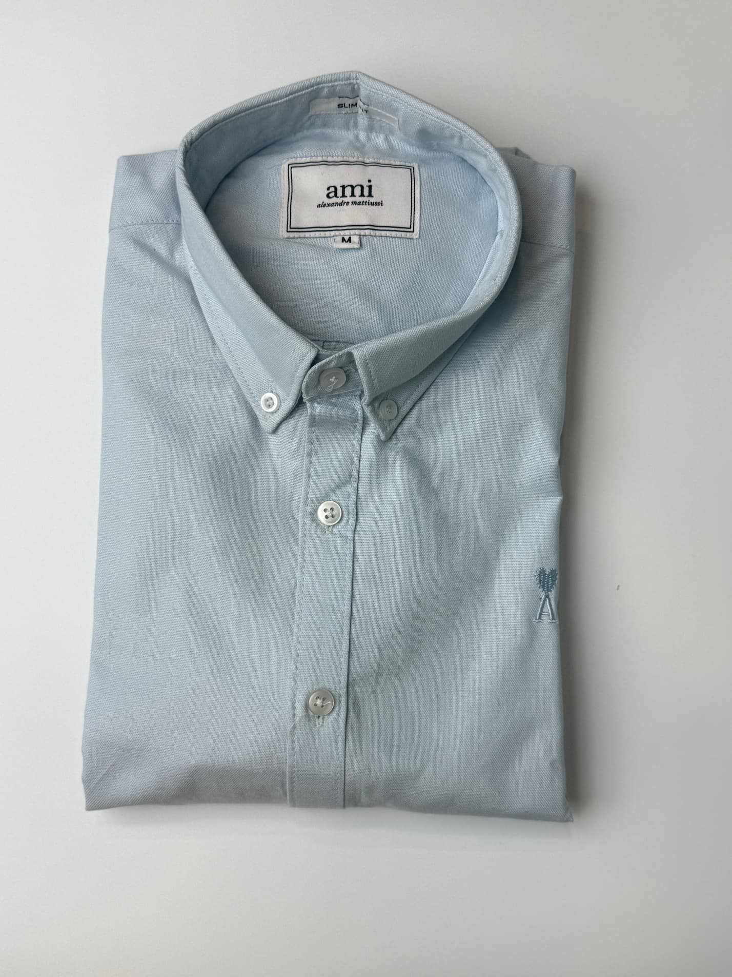 Premium Shirt. Button collar. Ami.