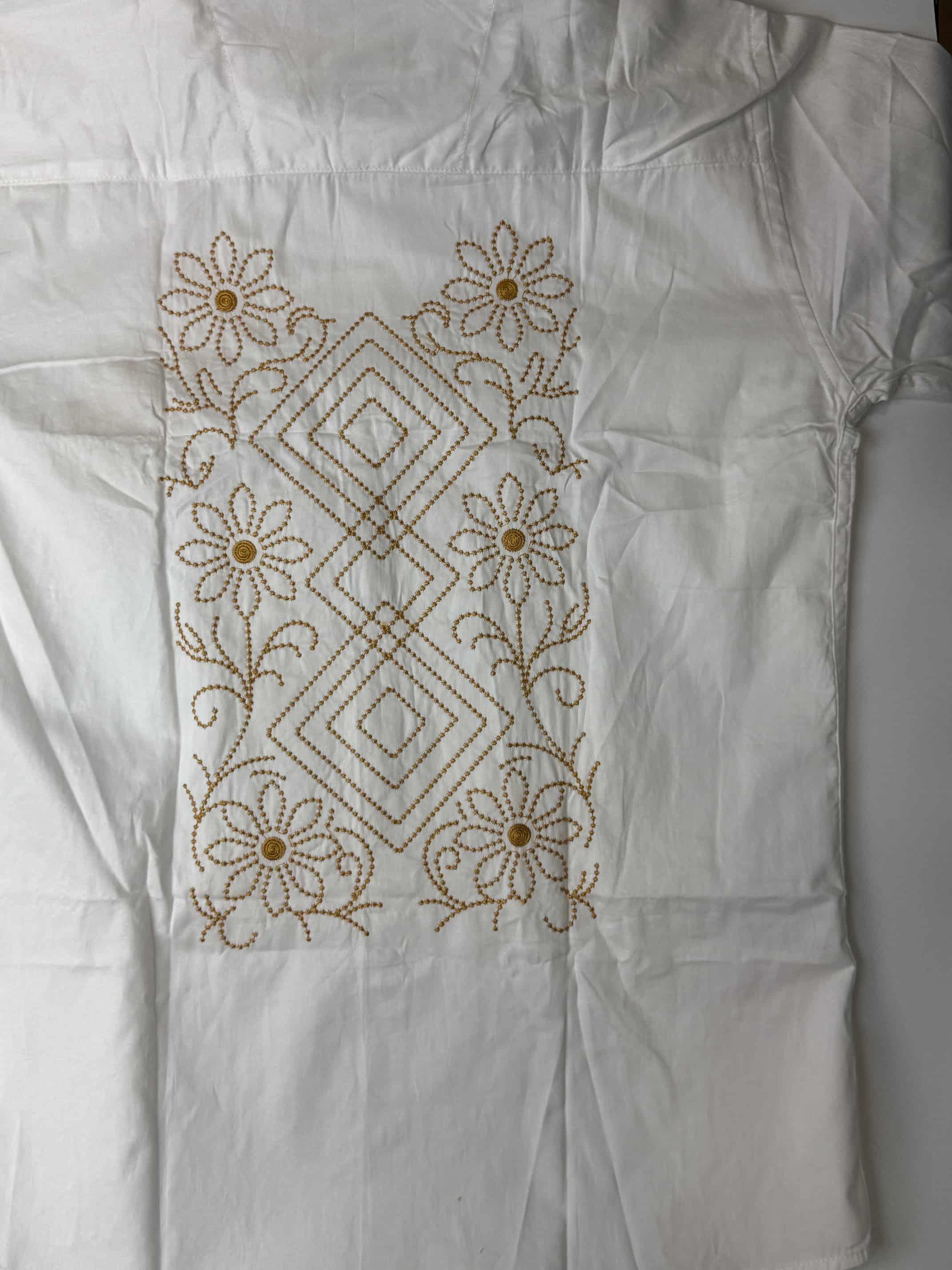 Flower Embroided. White. A.B