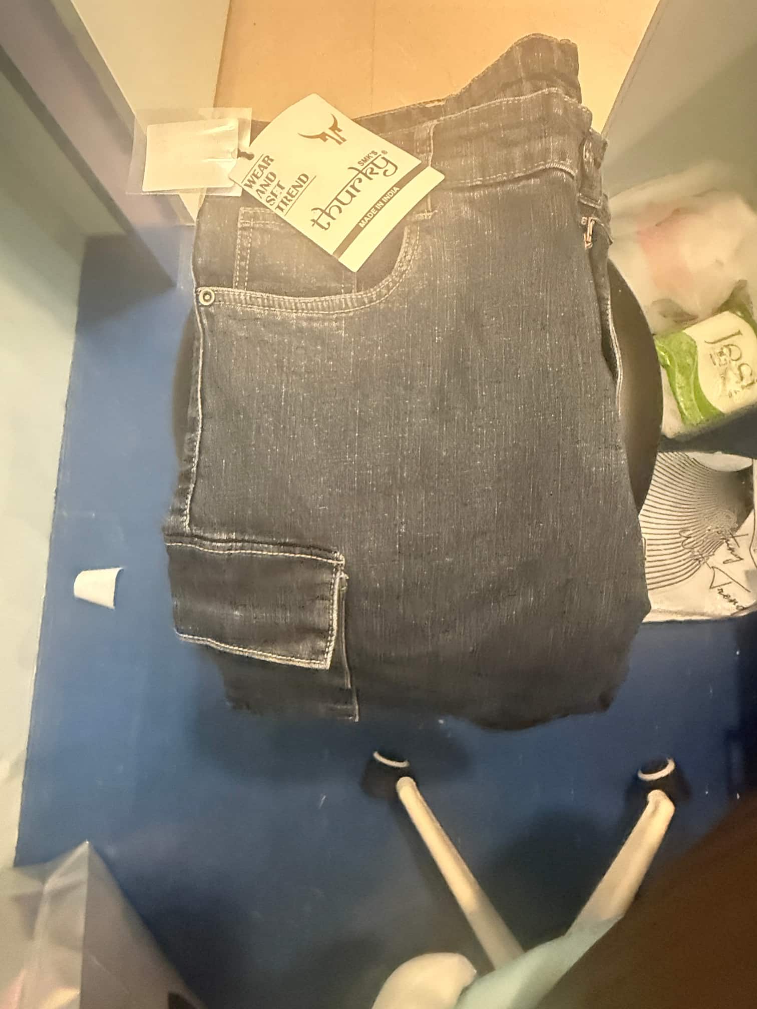 PREMIUM DENIM SHORTS. TUK