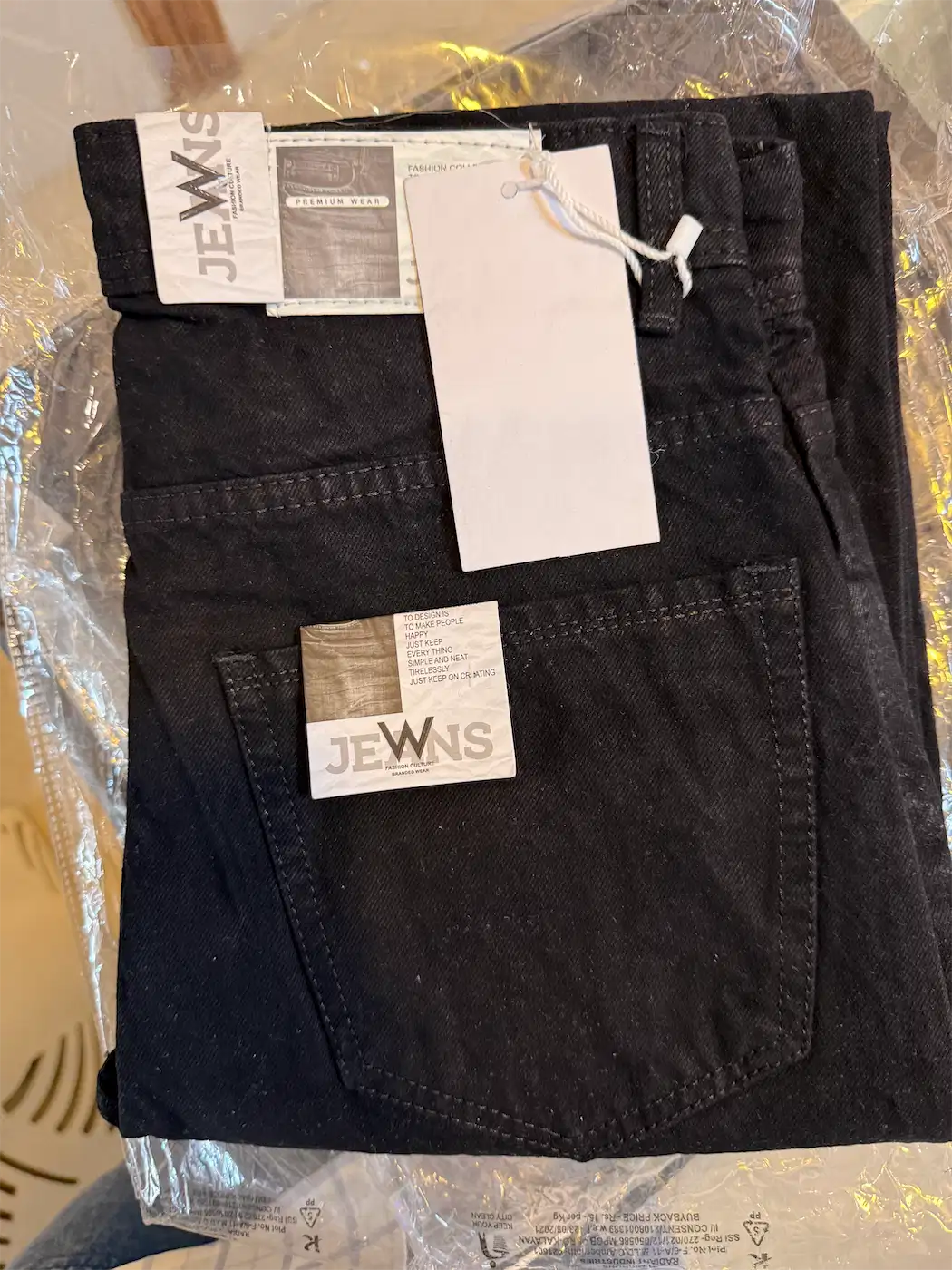 STRAIGHT FIT.BLK. J.W