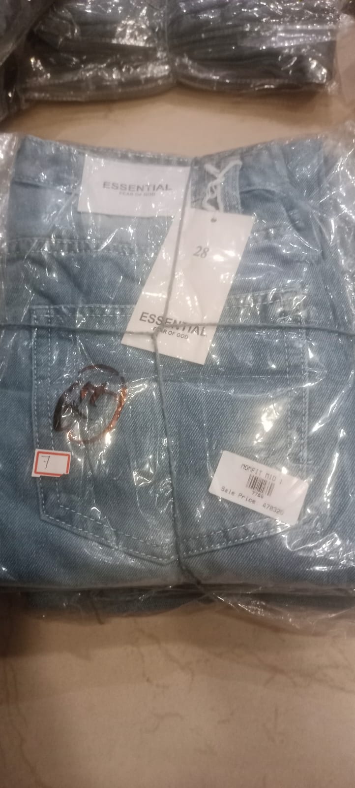 Mom Fit Mid Pant. Blue. F.G
